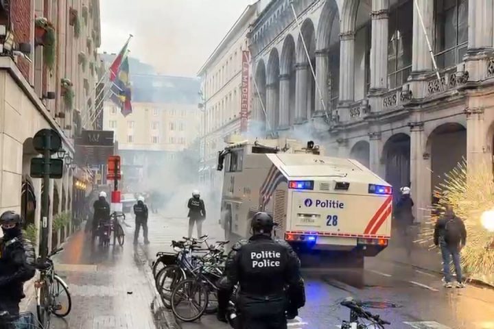 Manifestations à Bruxelles : que deviennent les objets saisis par la police ?