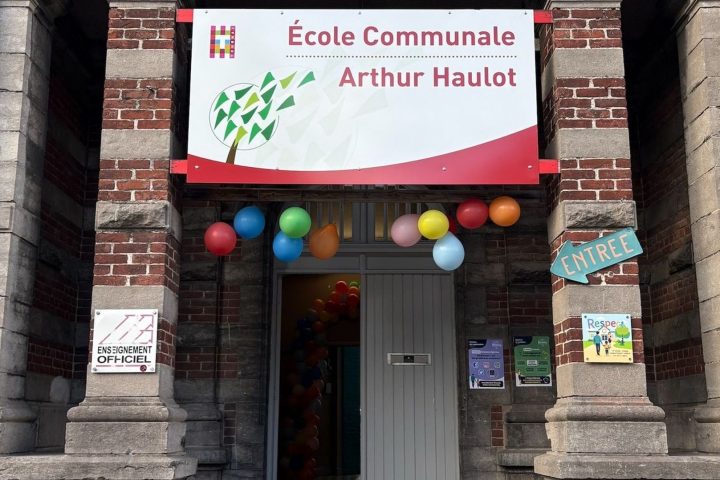 Ouverture de l'école Arthur Haulot à Tournai, les élèves se réjouissent d'un nouveau départ
