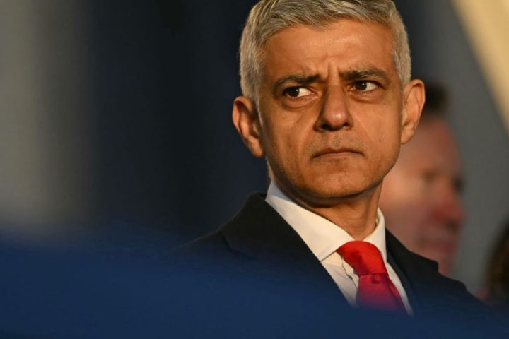 Palantir et Sadiq Khan mettent fin à leur litige sur un contrat de police de 50 millions de livres