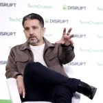 Panos Panay souligne l'importance d'apprendre de l'échec pour réussir un produit
