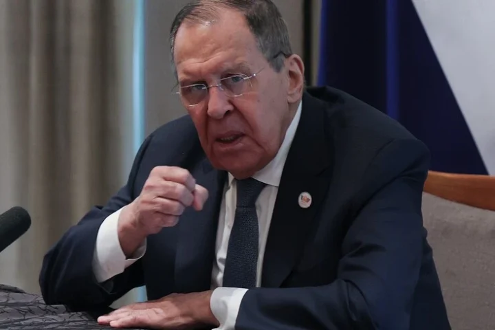 Pas de cessez-le-feu avec l'Ukraine, déclare Lavrov lors des discussions électorales
