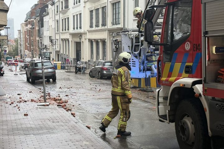 Plus de 120 interventions et plusieurs blessés : les dégâts de la tempête Austen encore visibles à Bruxelles
