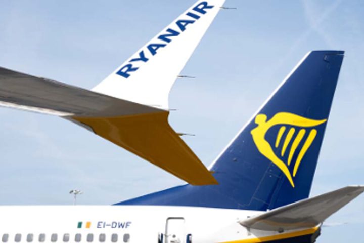 Ryanair modifie ses règles de dépôt des bagages en soute à partir du 10 novembre