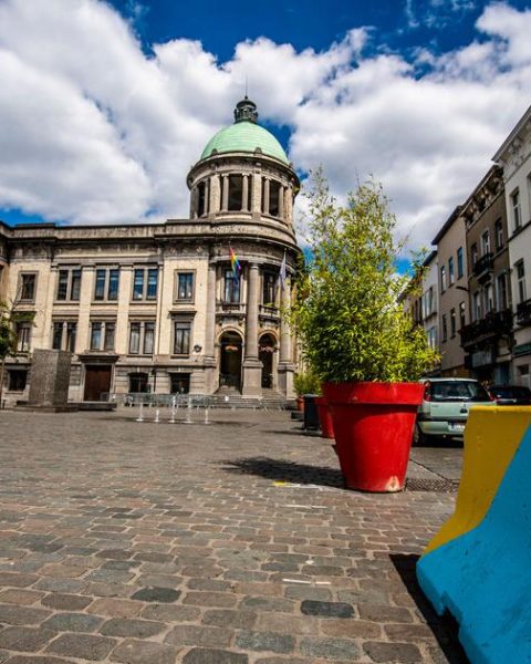 Sept employés licenciés dans des organisations de chômage à Molenbeek, les syndicats expriment leur mécontentement