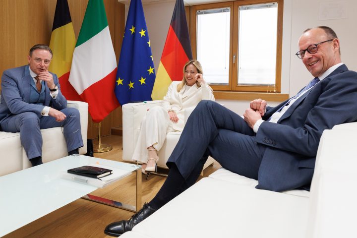 Sommet de l'UE : De Wever, Merz et Meloni plaident pour une réduction de la bureaucratie