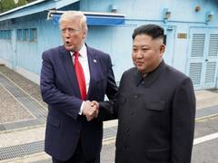 Trump évoque une possible rencontre avec Kim Jong Un lors de son voyage en Asie