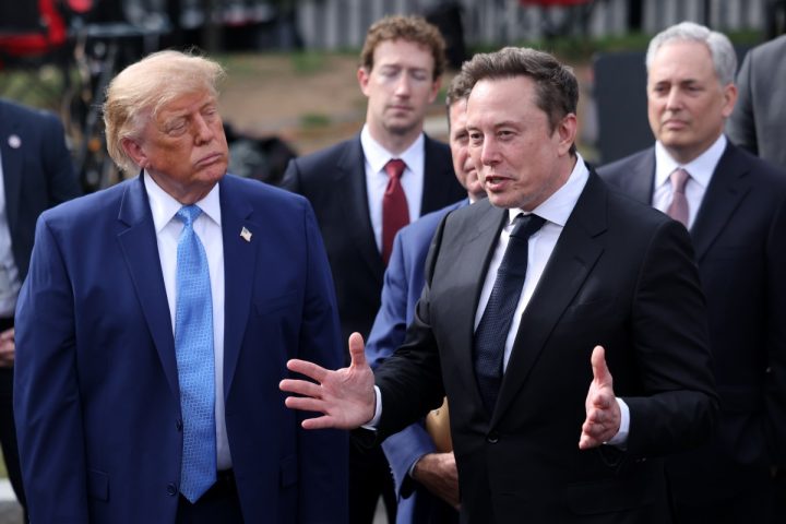 Trump redéfinit l'intelligence artificielle en tant que « super intelligence » et appelle à un pacte de sécurité industrielle