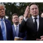 Trump remet des médailles nationales de science et de technologie à Musk et d'autres leaders technologiques à la Maison-Blanche