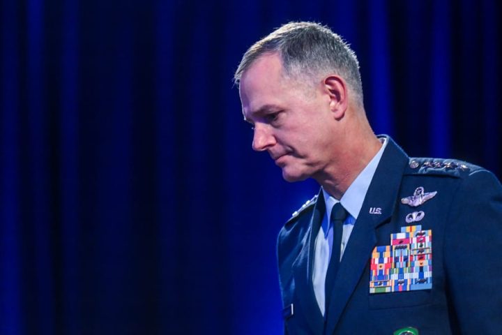 Un général de l'OTAN présente une stratégie pour répondre à une éventuelle agression russe sans compter sur le soutien des États-Unis