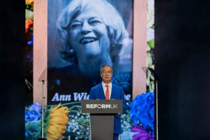Un homme accusé de planifier une attaque terroriste contre Nigel Farage après le meurtre d'Anne Widdecombe