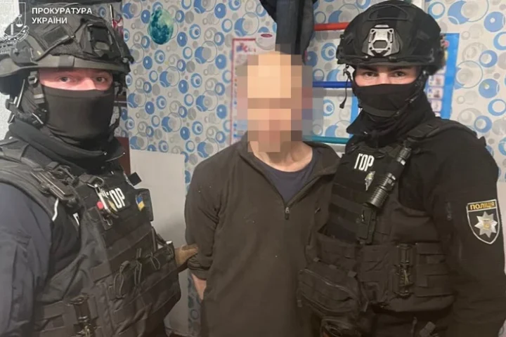Un homme arrêté après avoir blessé un militaire et tiré sur un policier dans la région de Lviv