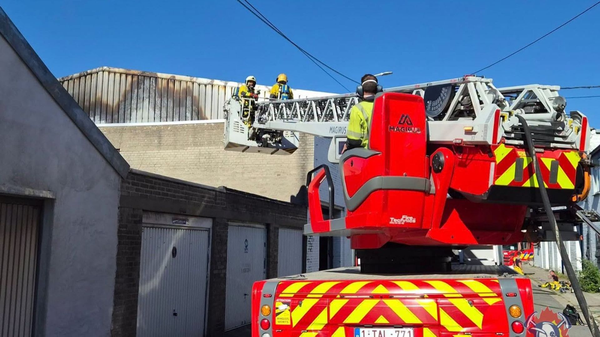 Un incendie à Sclessin pousse Seraing à conseiller aux habitants d'Ougrée-Bas de garder fenêtres closes jusqu'à 17h10.