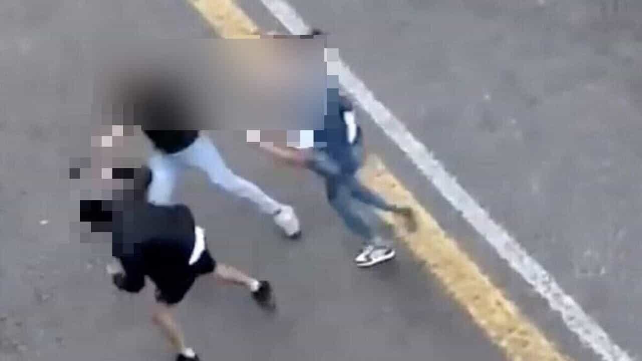 Une bagarre générale impliquant une vingtaine de personnes éclate lors d’un anniversaire à Elversele, une femme enceinte fait un malaise.