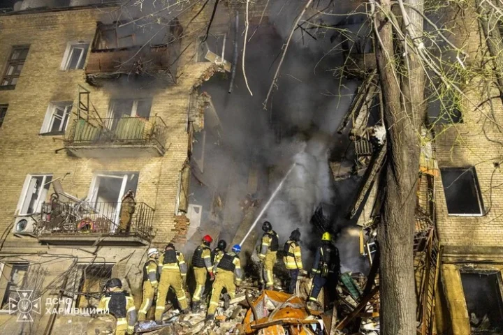 Une frappe de missile russe à Kharkiv fait trois morts et de nombreux blessés