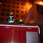 Une frappe russe endommage un centre d'affaires à Odesa, un blessé enregistré