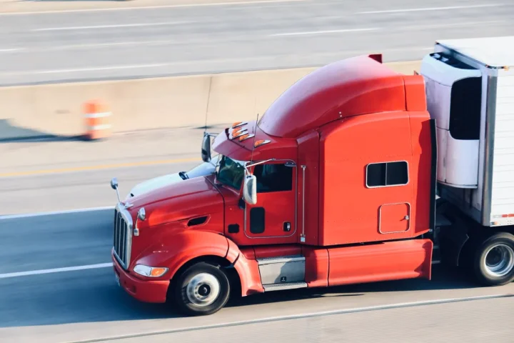 Une startup du MIT, LNK Energies, vise à convertir des camions diesel en technologie de carburant à hydrogène.