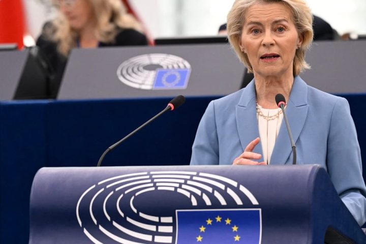 Ursula von der Leyen appelle les dirigeants de l'UE à adopter des mesures strictes sur la migration avant le sommet