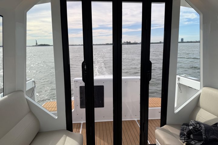 Vessev lance un ferry électrique à hydrofoil conçu pour améliorer le transport fluvial urbain