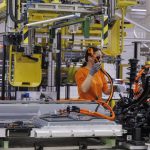 Volvo Cars annonce 2 500 suppressions de postes, impactant fortement ses opérations en Suède