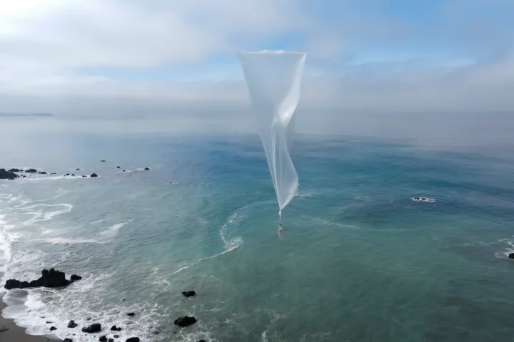 WindBorne obtient un contrat de 49 millions de dollars avec l'Armée de l'air américaine pour la collecte de données météorologiques via des ballons autonomes