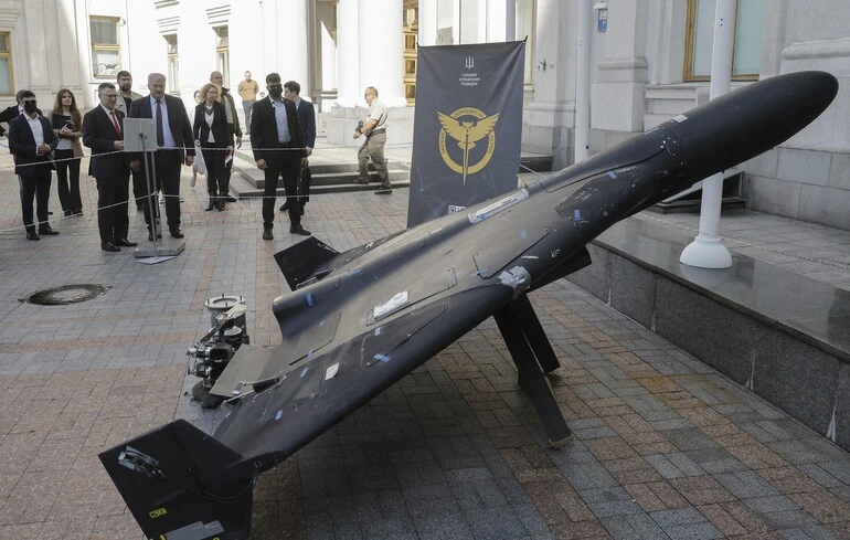 Zelensky annonce de nouvelles mesures de la Ukraine contre les attaques de drones en augmentation